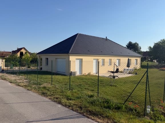 Maison de 130 m² avec garage à Sainte-Maure