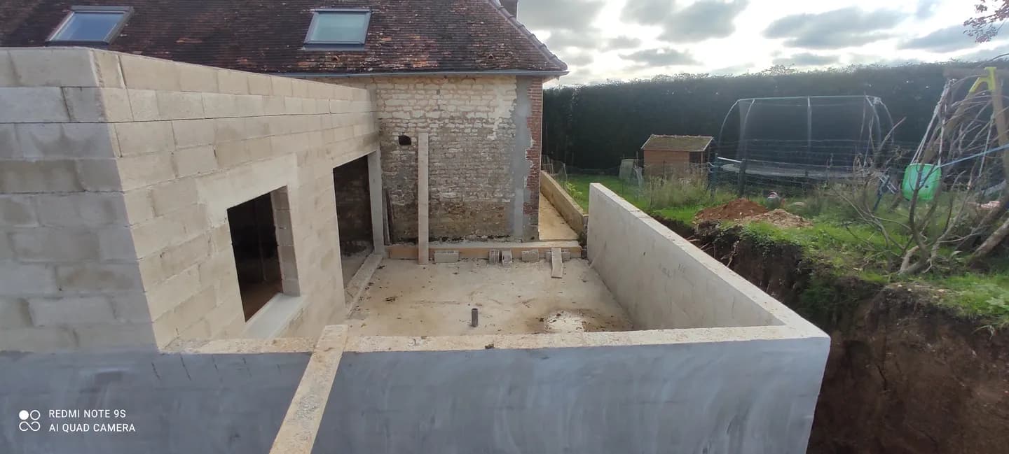 Agrandir une maison ancienne à Chamoy