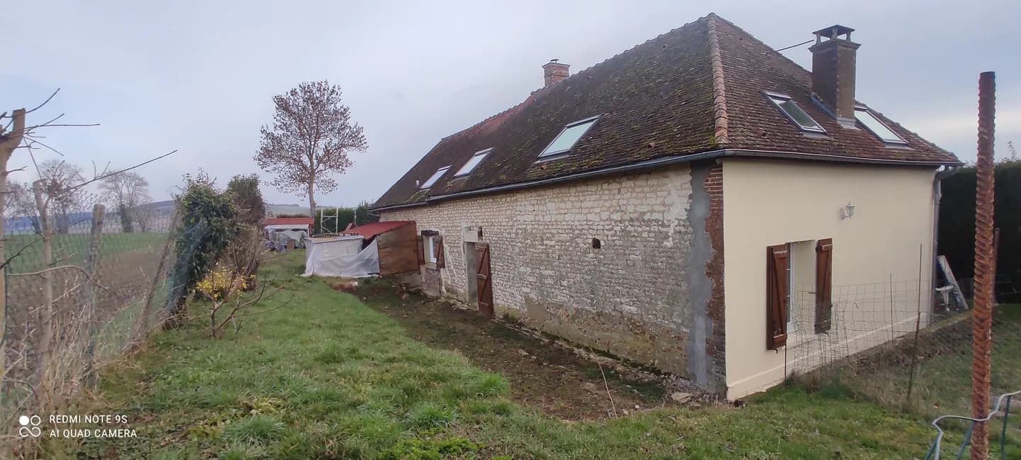 La maison ancienne à Chamoy, avant l’agrandissement.