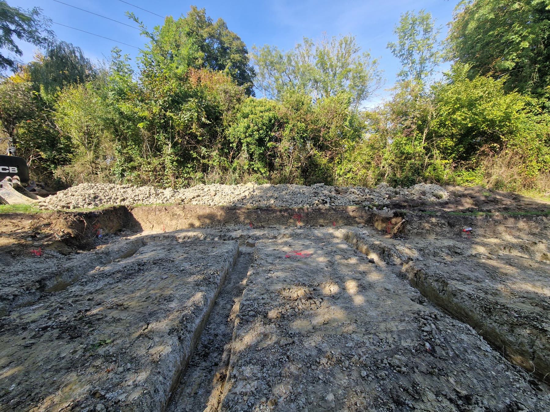 Fouilles et préparation d’un terrain avant construction à Auxon